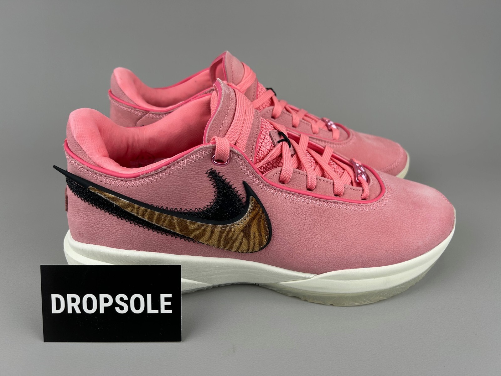 Nike Lebron James 20 XX 