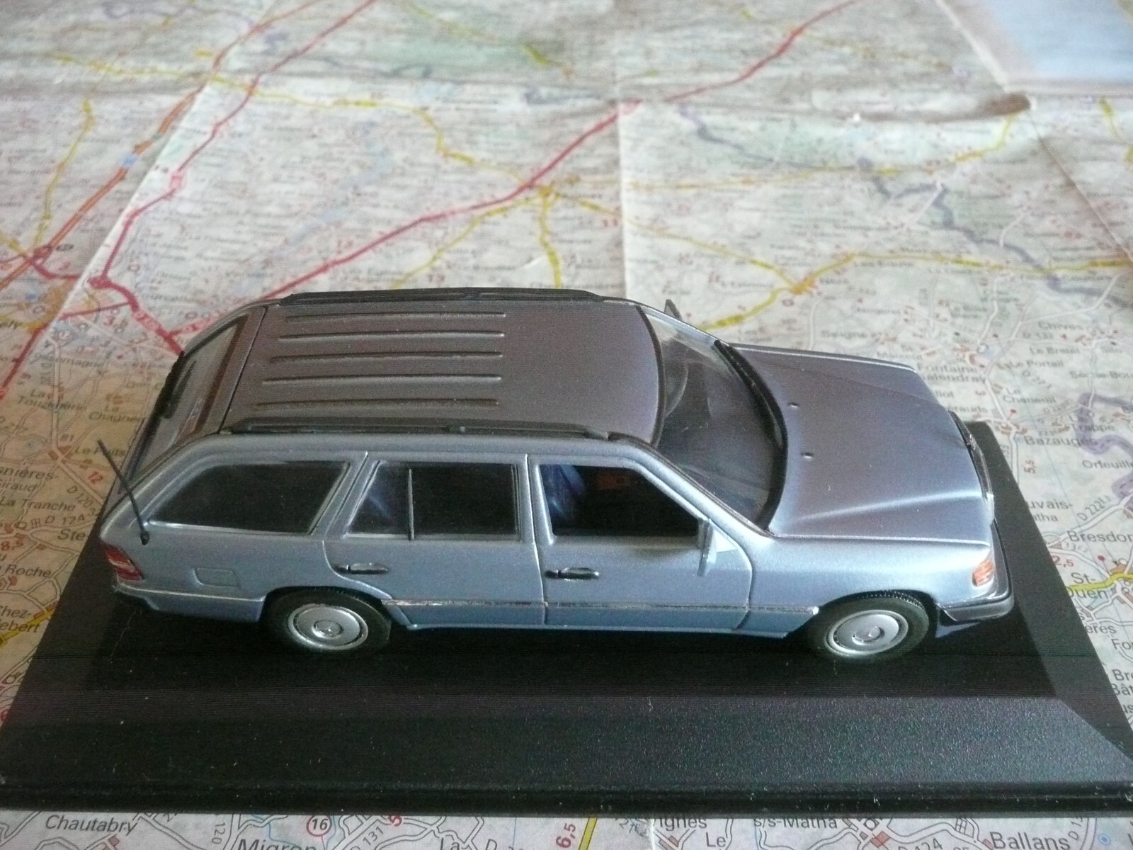 ディズニープリンセスのベビーグッズも大集合 1991 MERCEDES eBay | Box in 1/43 MINICHAMPS Old Break TE 230 ミニカー