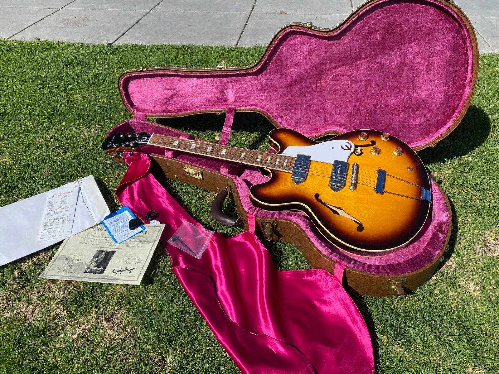 Epiphone USA Collection John Lennon Limited Edition 1965 Epiphone USA Collection John Lennon Limited Edition 1965