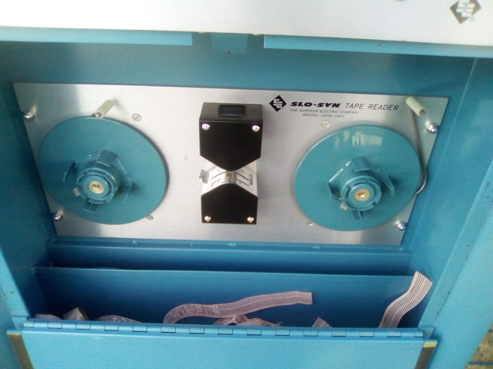 Vintage Slo-Syn Paper Tape Reader for DEC PDP 8, PDP 11, CNC. 1967 nos