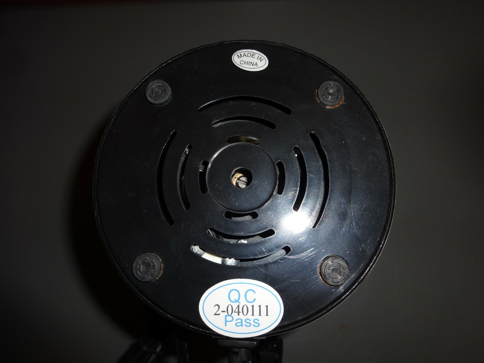 Gently Used 350 Watt Magic Bullet Series Motor Base Only MB-1001