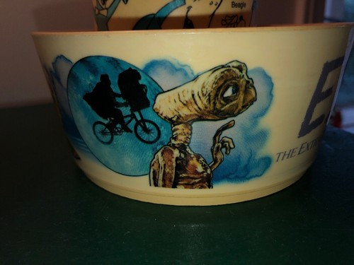 Vintage Lot Toys Plastic ET Smurf Hanna Barbera Bowl Cup Thermos