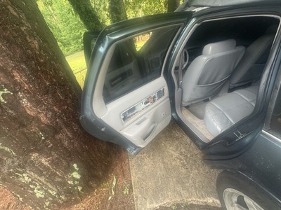 image 6 of interior