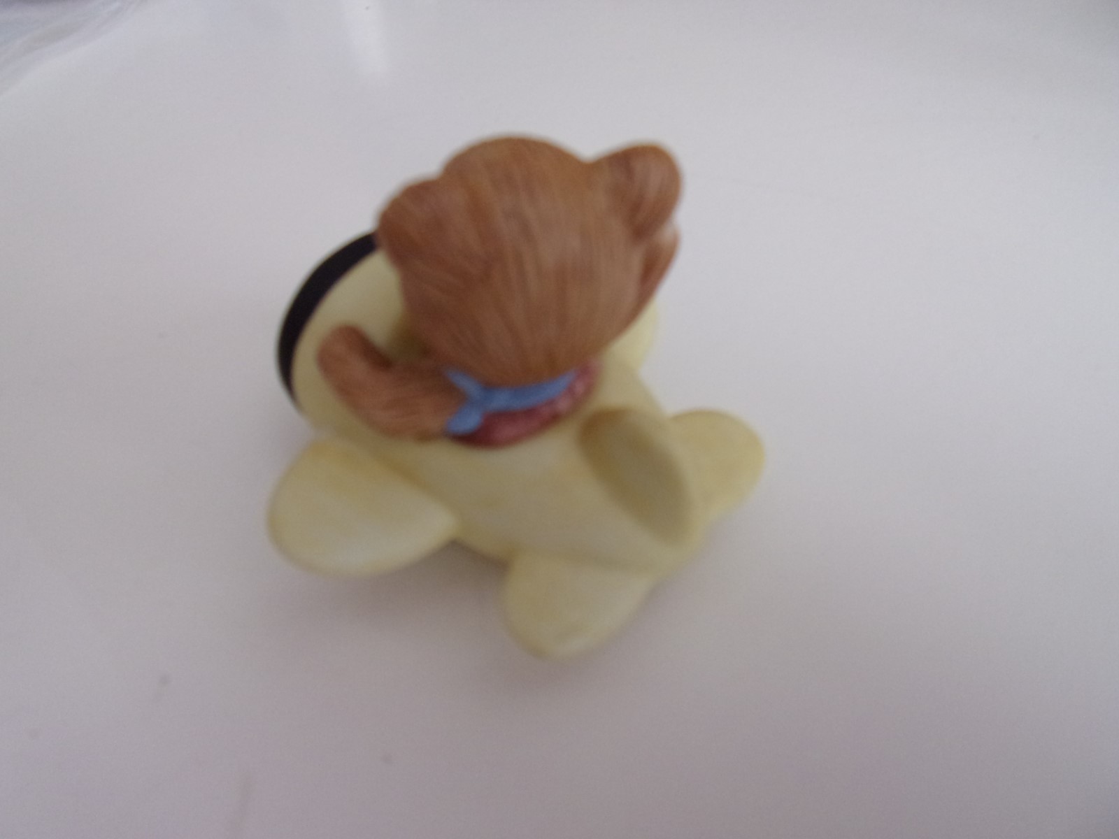 Teddy Bear Flying In an Airplane - Porcelain Figurine - by HOMCO