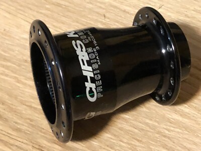 Shimano // SRAM Chris King R45 Black Rear 24 H with NEW 10-/>11 conversion kit