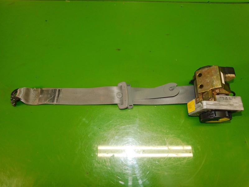 01-05 VW Passat GLX OEM 3B5857806D passenger rear seat belt retractor gray