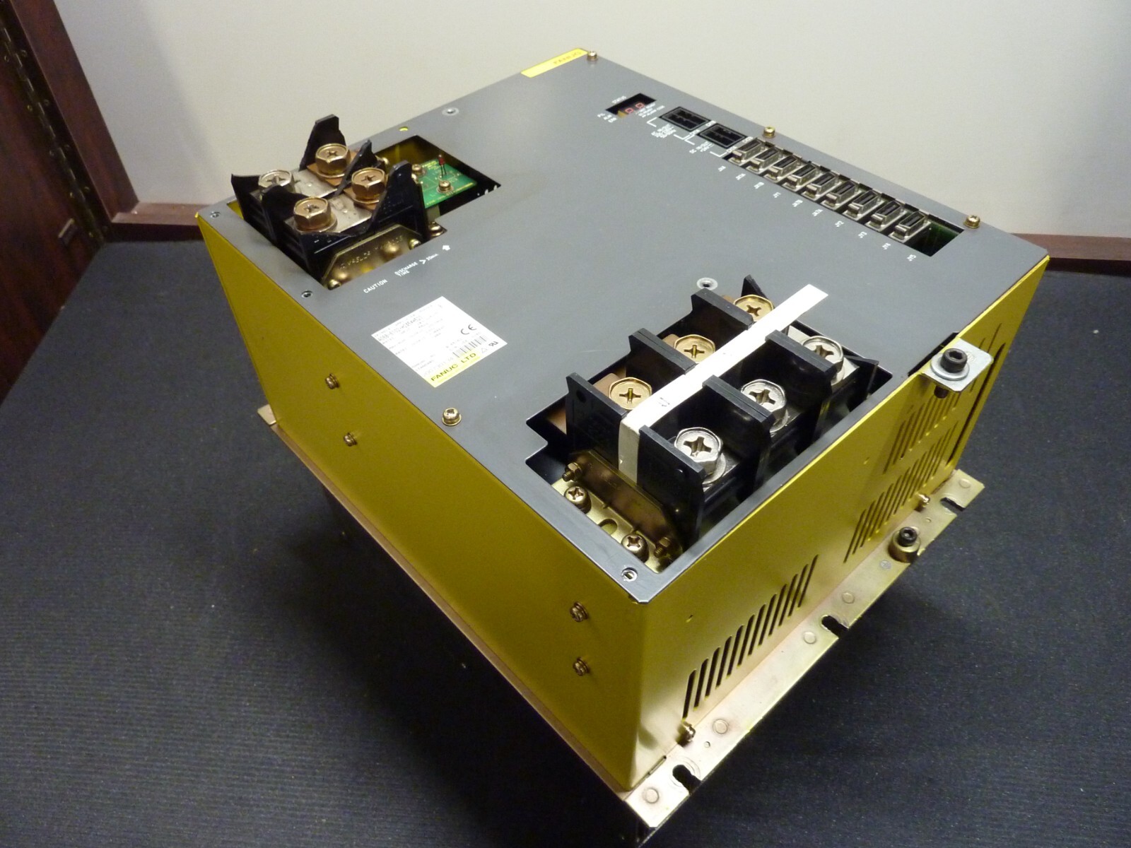 FANUC A06B-6102-H245#H520 SPINDLE AMPLIFIER MODULE Ser-B FANUC A06B-6102-H245#H520 SPINDLE AMPLIFIER MODULE Ser-B