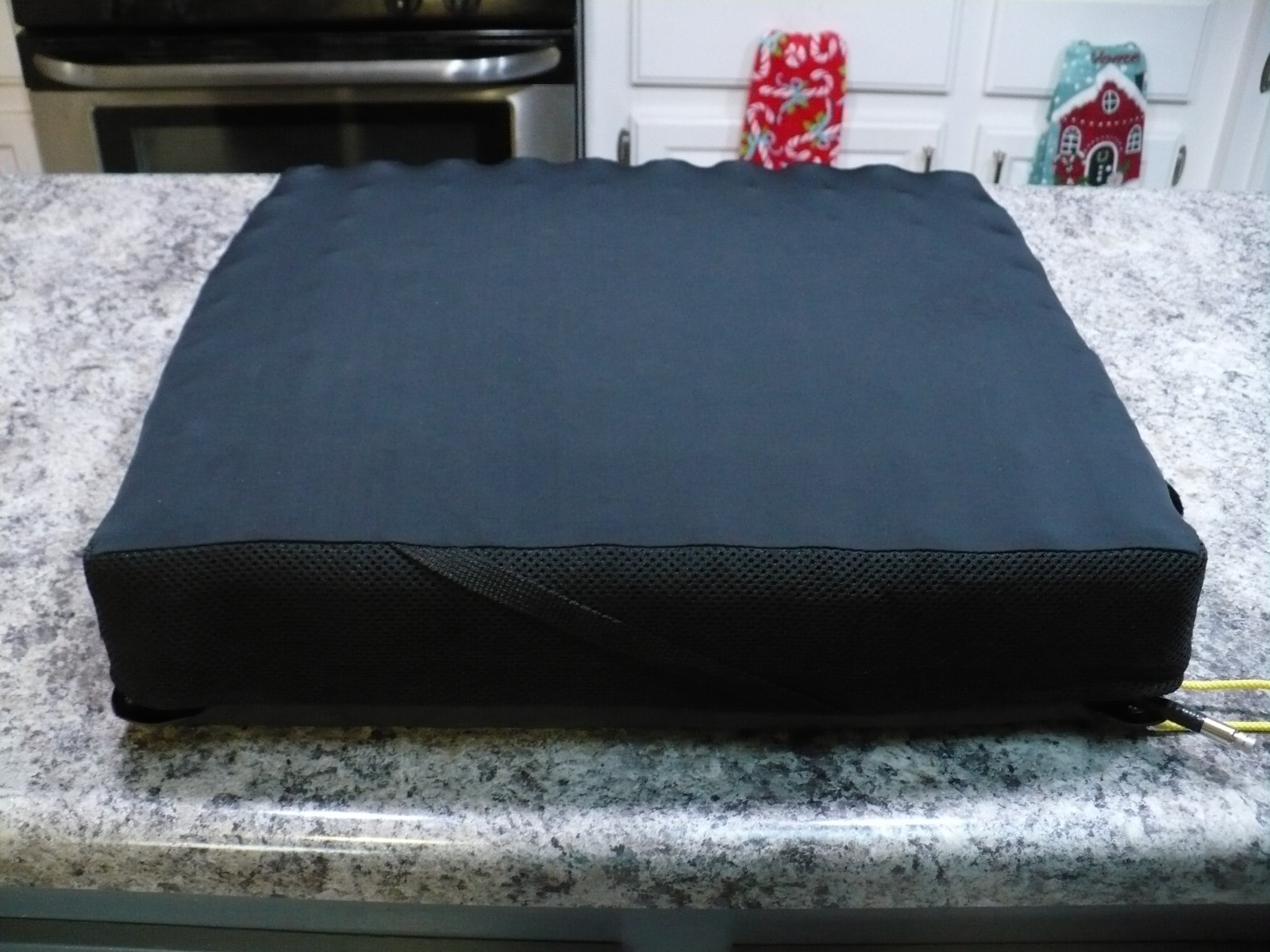 ROHO wheelchair cushion 18' X 16