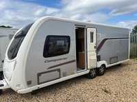 2012 Swift Conqueror 645 fixed island bed