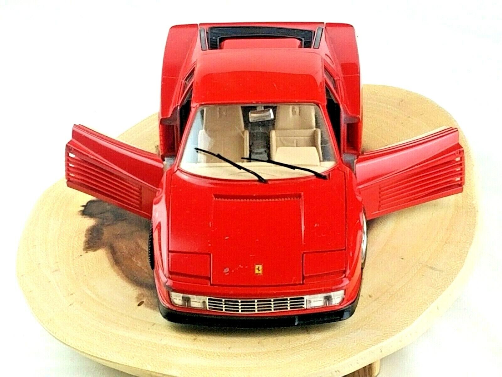BbURAGO 1984 Ferrari Testarossa Red 1:18 SCALE Made In Italy BbURAGO 1984 Ferrari Testarossa Red 1:18 SCALE Made In Italy