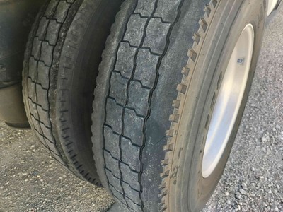 image 12 of interior