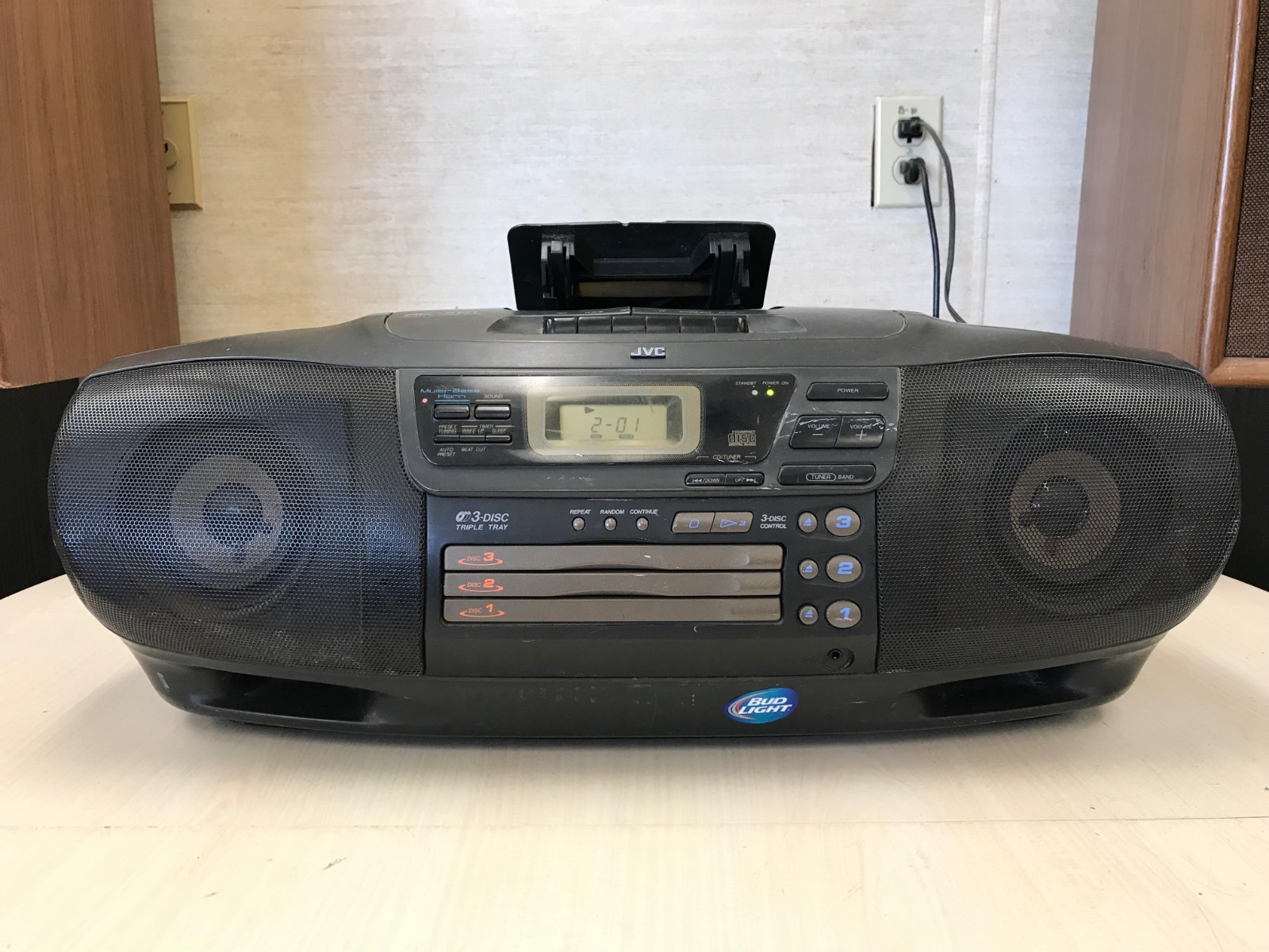 JVC RC-XC1 Portable 3 Disc CD Changer Tape Cassette AM/FM Stereo System BoomBox