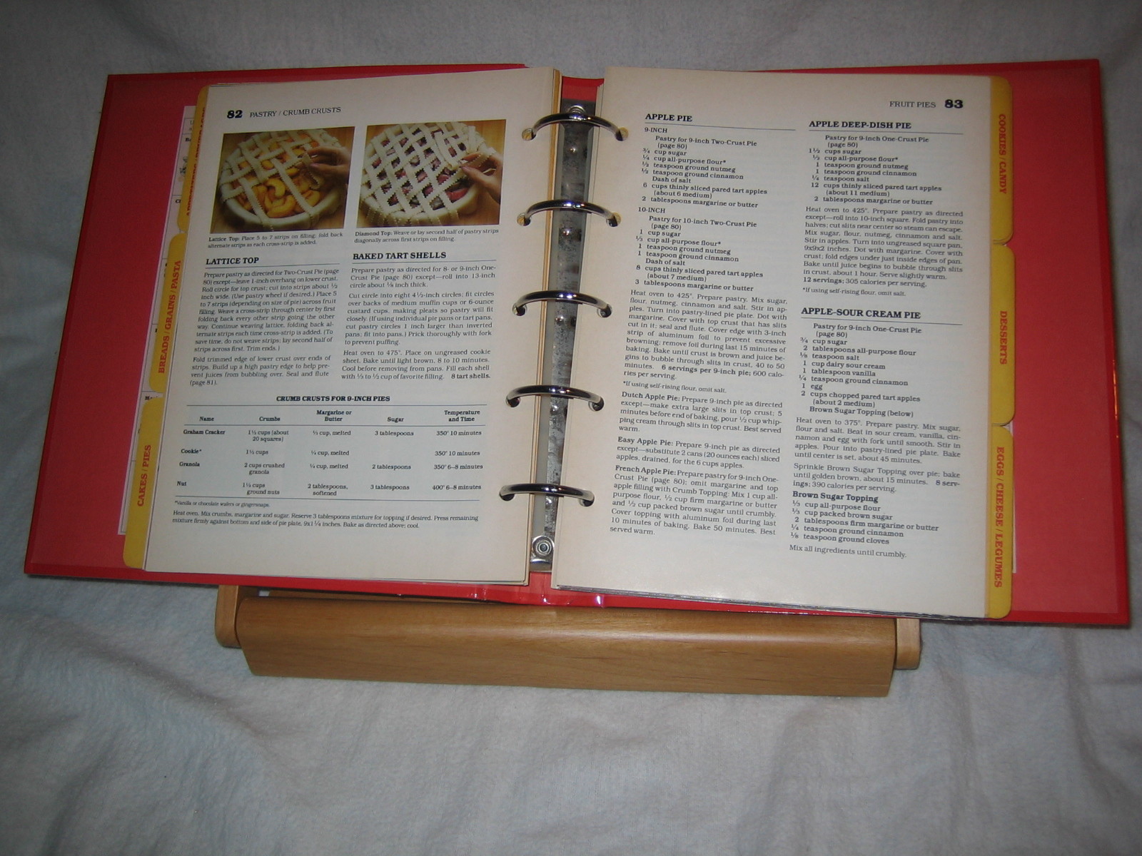 Crate&Barrel Wood&Plxiglass  Cook Book Stand #522-678