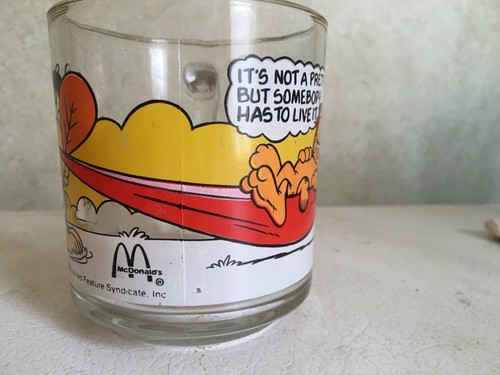 Vintage 1978 GARFIELD & ODIE McDonalds Glass Mug/Cup 