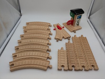Thomas & Friends Stop Go Station Wooden Railway Clickety Clack Wood Wooden Track