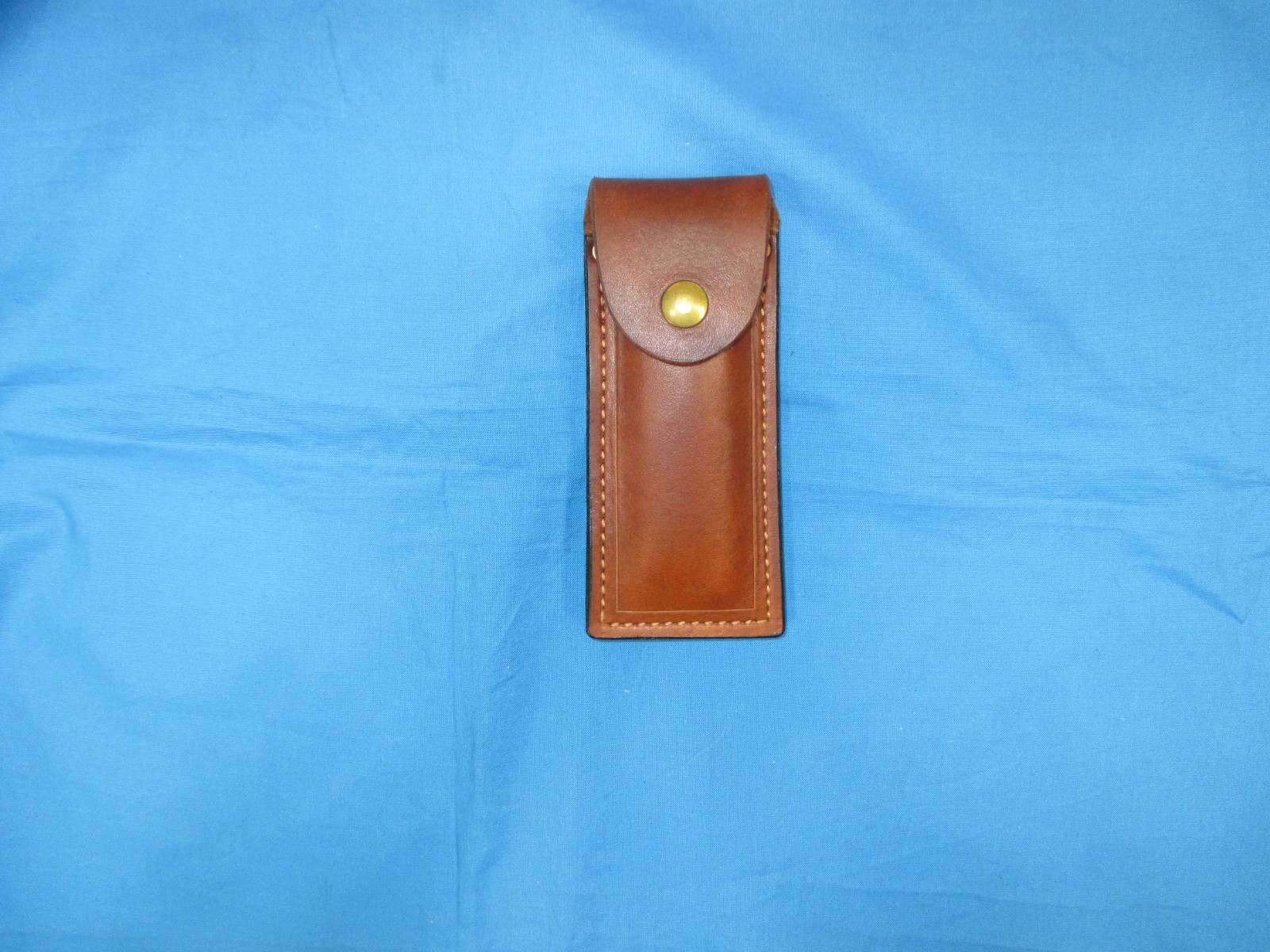 Buckmark Single Mag Pouch. Wet Formed 8/9 OZ. Veg. Tanned Leather