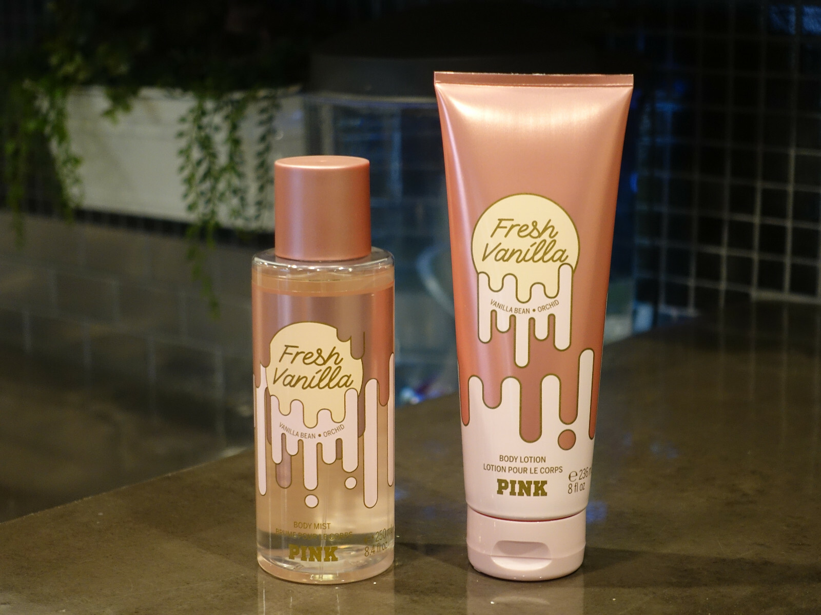 Мадагаскарская ваниль парфюм. Ванилла фреш. Vanilla fresh. Ванила фреш на штампе. Парфюм лимон.