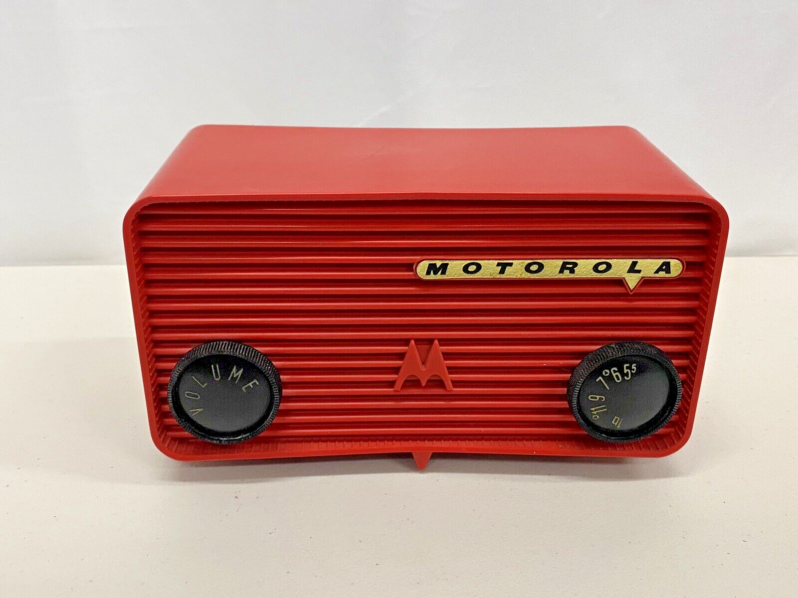 MOTOROLA 真空管ラジオ ホワイト57A アメリカ製 MOTOROLA 真空管ラジオ ホワイト57A アメリカ製 1957 Motorola 57A