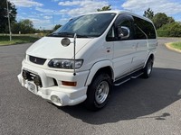 2002 Mitsubishi DELICA SPACE GEAR AUTO 20th Anniversary 8 Seater Automatic  MPV 