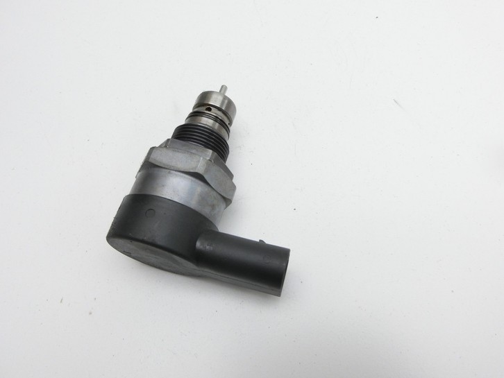 BMW 525d F10 13-17 2,0d 160KW Drucksensor Druckregelventil BMW 525d F10 13-17 27.02.2014 7801992 13537801992... Bild 4