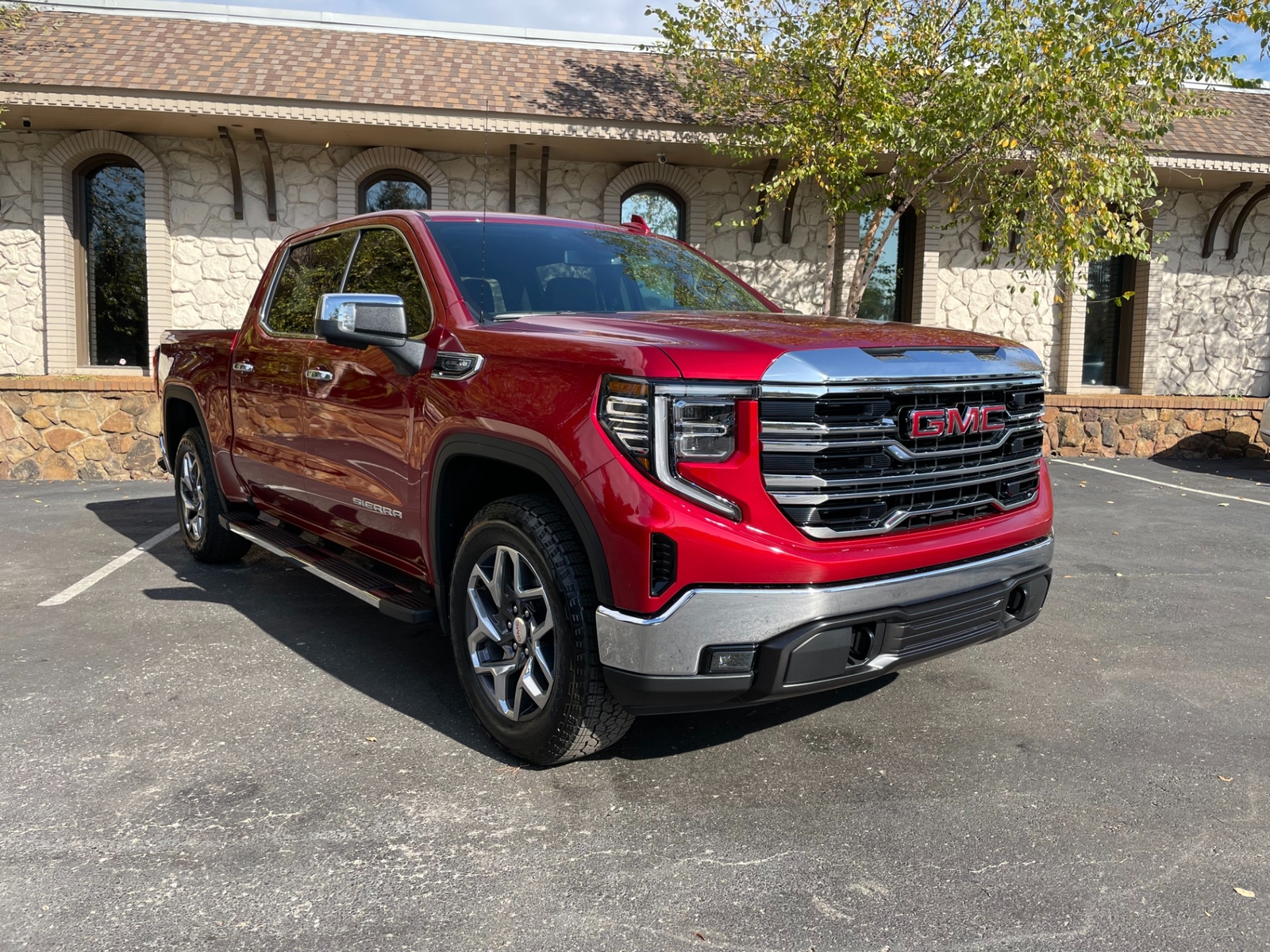 2024 Gmc Sierra 1500 Slt 1100 Miles Red Pickup Ecotec3 5.3l V8 355hp