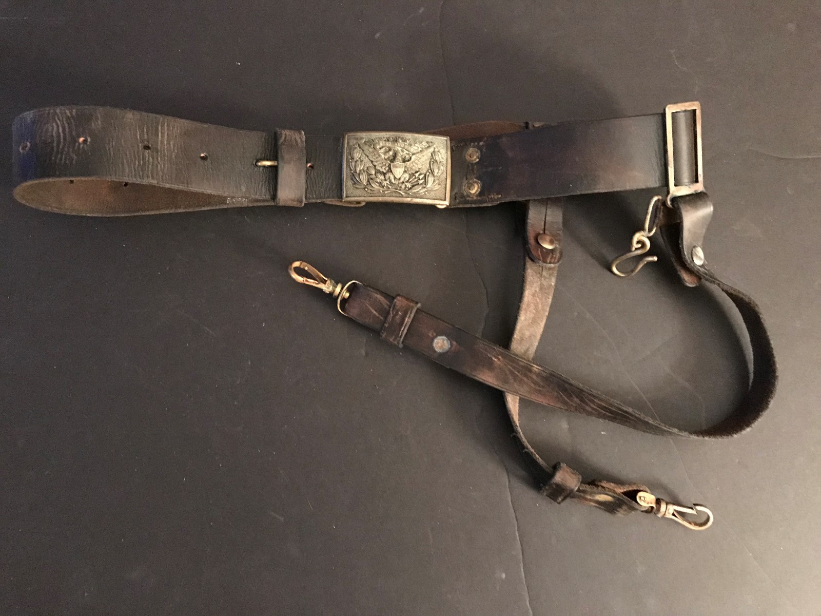 CAVALRY- INDIAN WAR PERIOD BELT 1874 PATTERN BELT & 1872 LIGHT CAV.SABRE