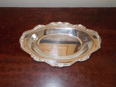 GORHAM HERITAGE ANTIQUE OVAL SILVERPLATE SERVING BOWL 12.5
