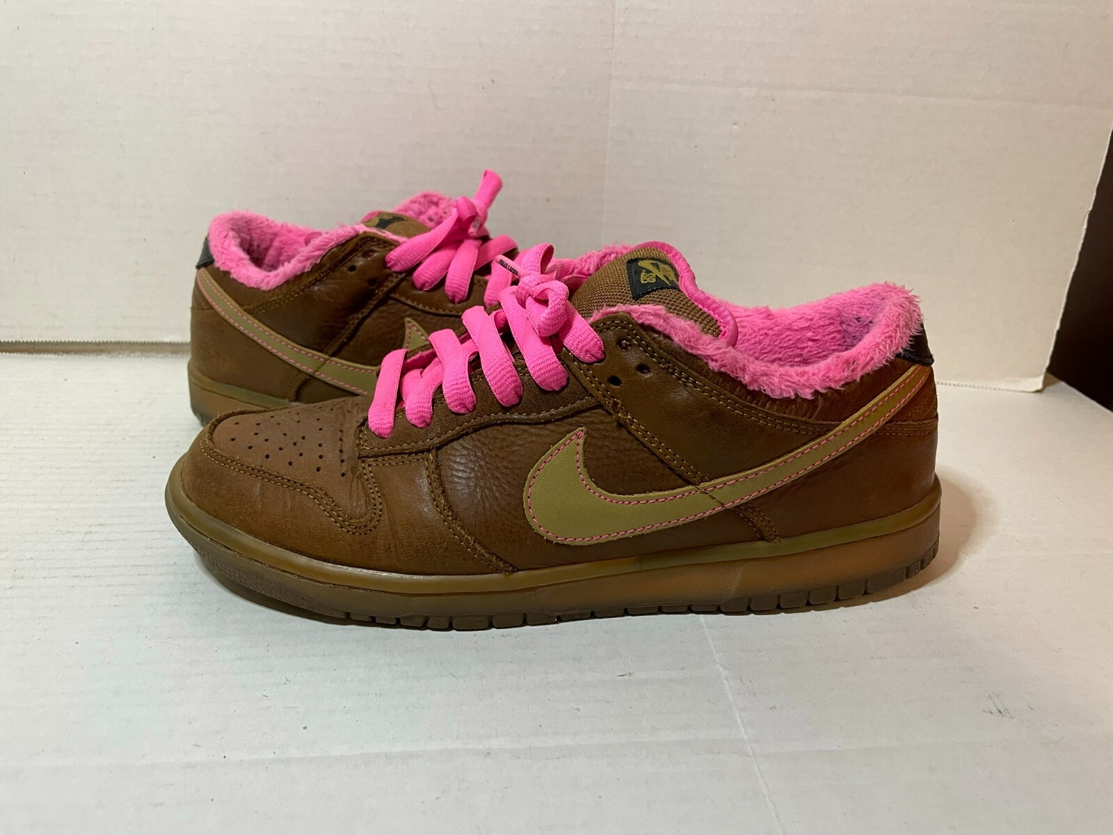 Nike SB Dunk Low Premium SB Gibson Guitar Case 313170-271 US Nike SB Dunk Low Premium SB Gibson Guitar Case 313170-271 US
