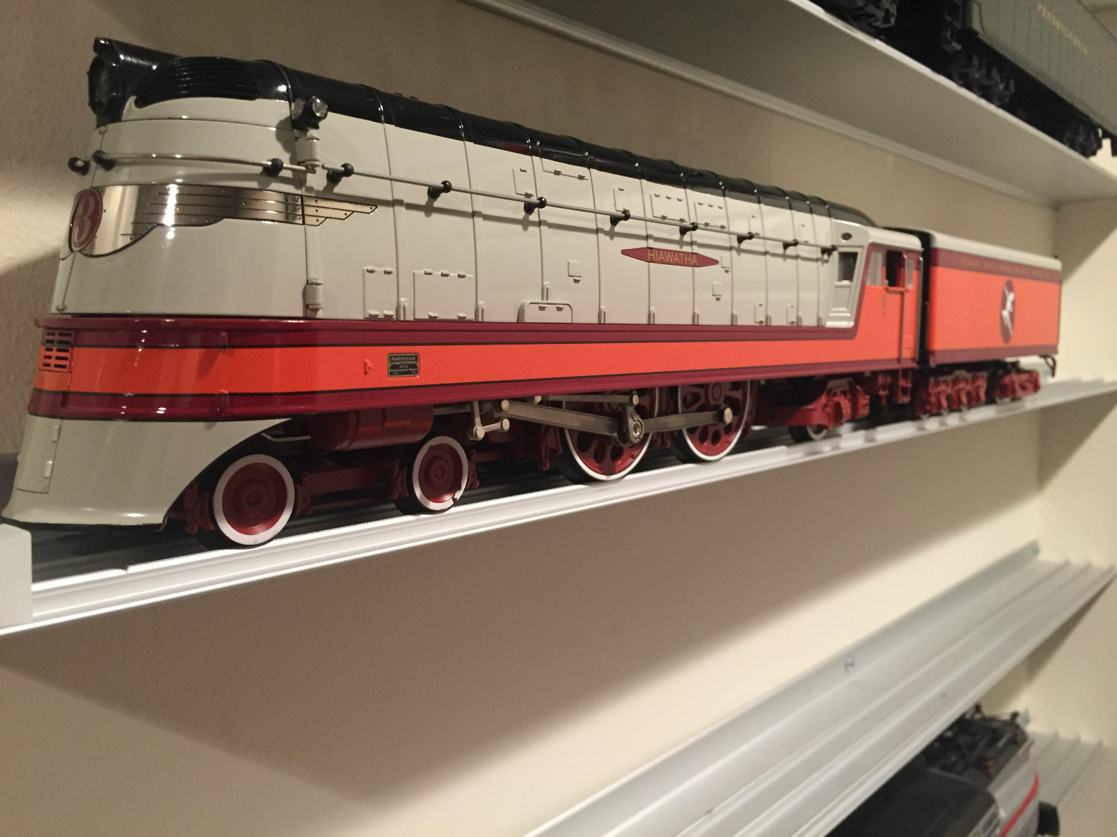 lionel milwaukee road hiawatha