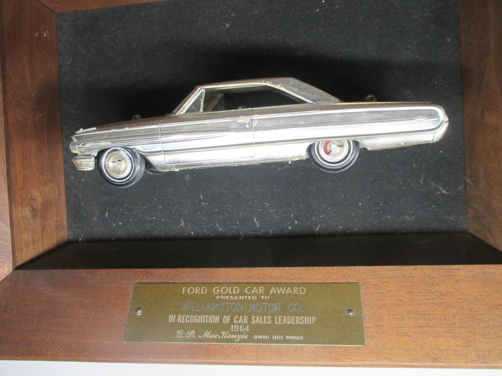 1964 AMT FORD GALAXIE XL 500 Dealer GOLD AWARD Promo