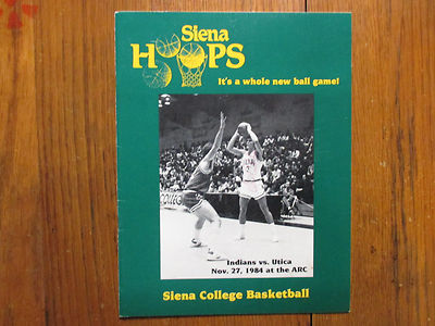 1984 Siena College Mens Basketball Program(18 Signed/JOHN GRIFFIN/DOUG POETZSCH)
