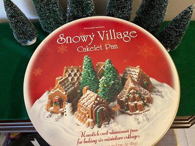 Williams Sonoma Nordic Ware Cakelet Pan ''SNOWY VILLAGE'' Christmas Cottages- New