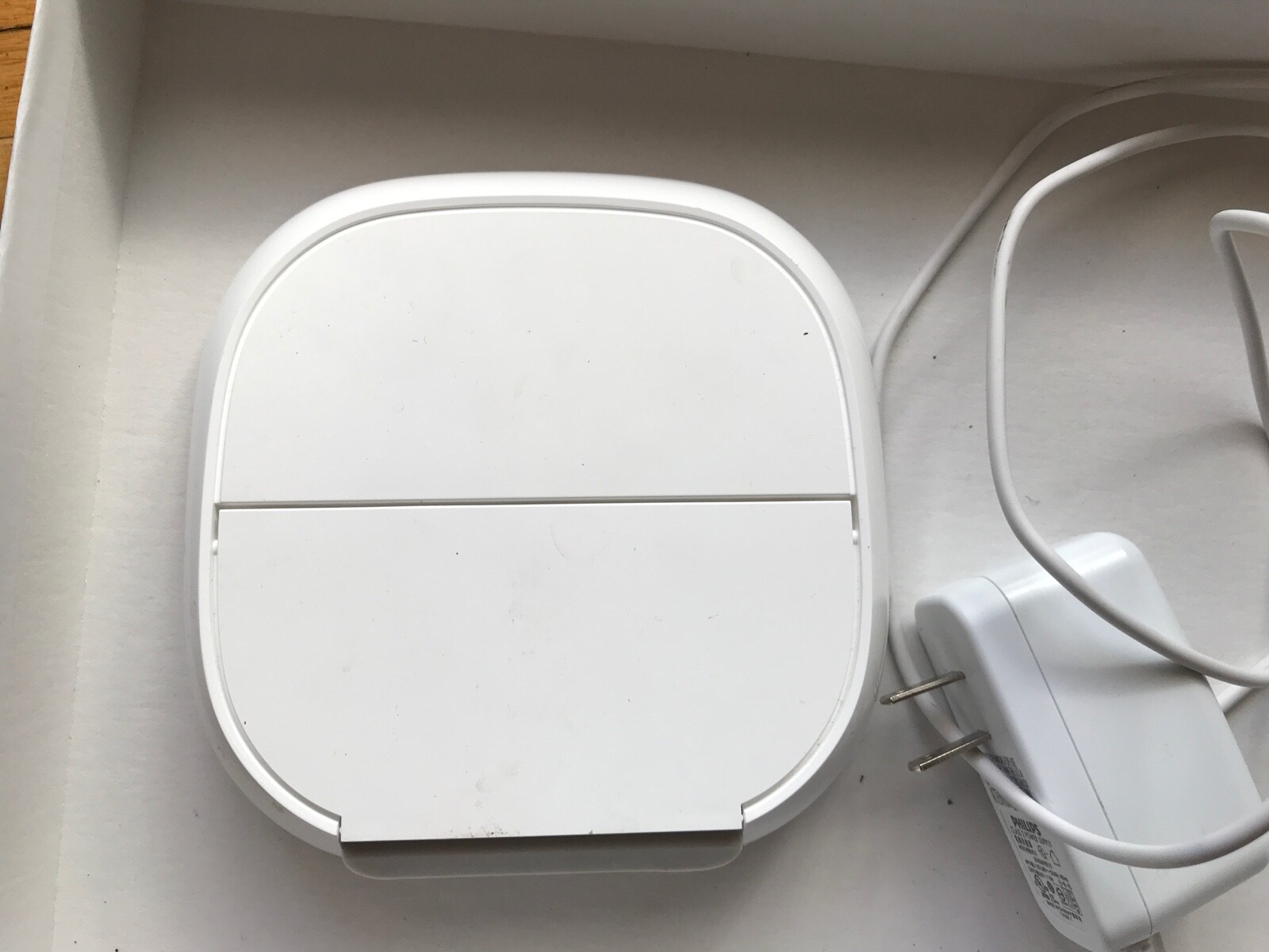 Philips GoLITE BLU Energy Light HF3431 Portable Rechargeable