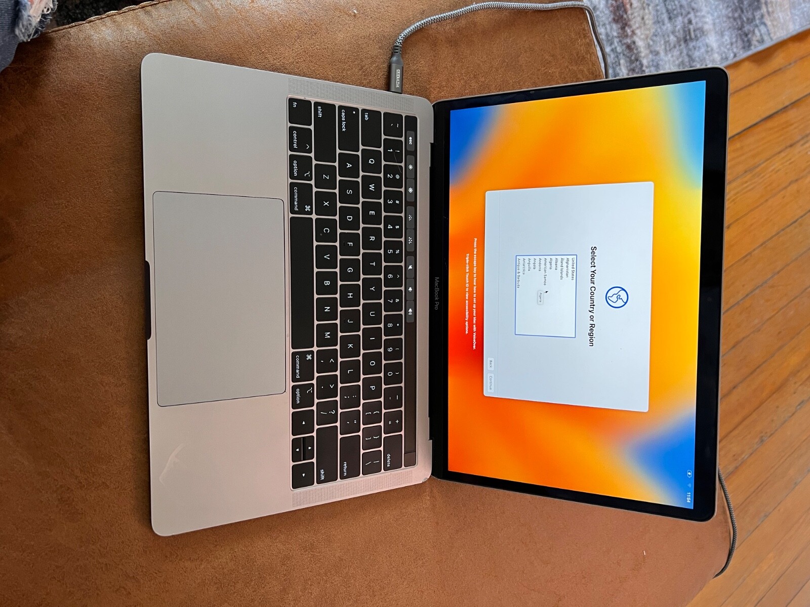 2019 Macbook Pro with Touch Bar 13in | eBay 2019 Macbook Pro with Touch Bar 13in | eBay