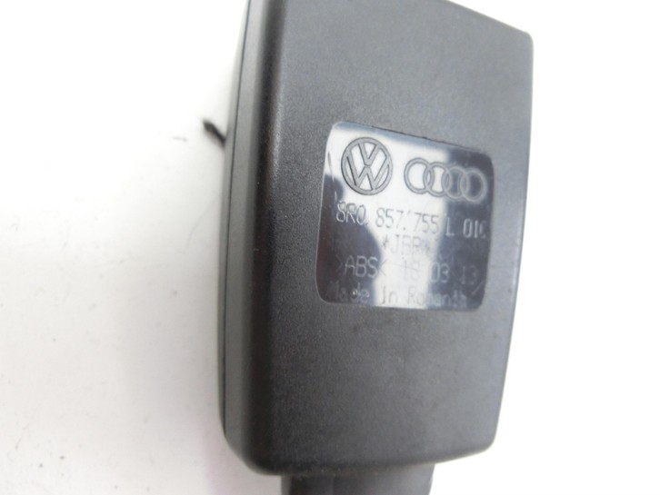 Audi Q3 8U 11-14 Gurtschloss Links Vorne Audi Q3 8U 11-14 25.04.2013 8R0857755L gebraucht Bild 4