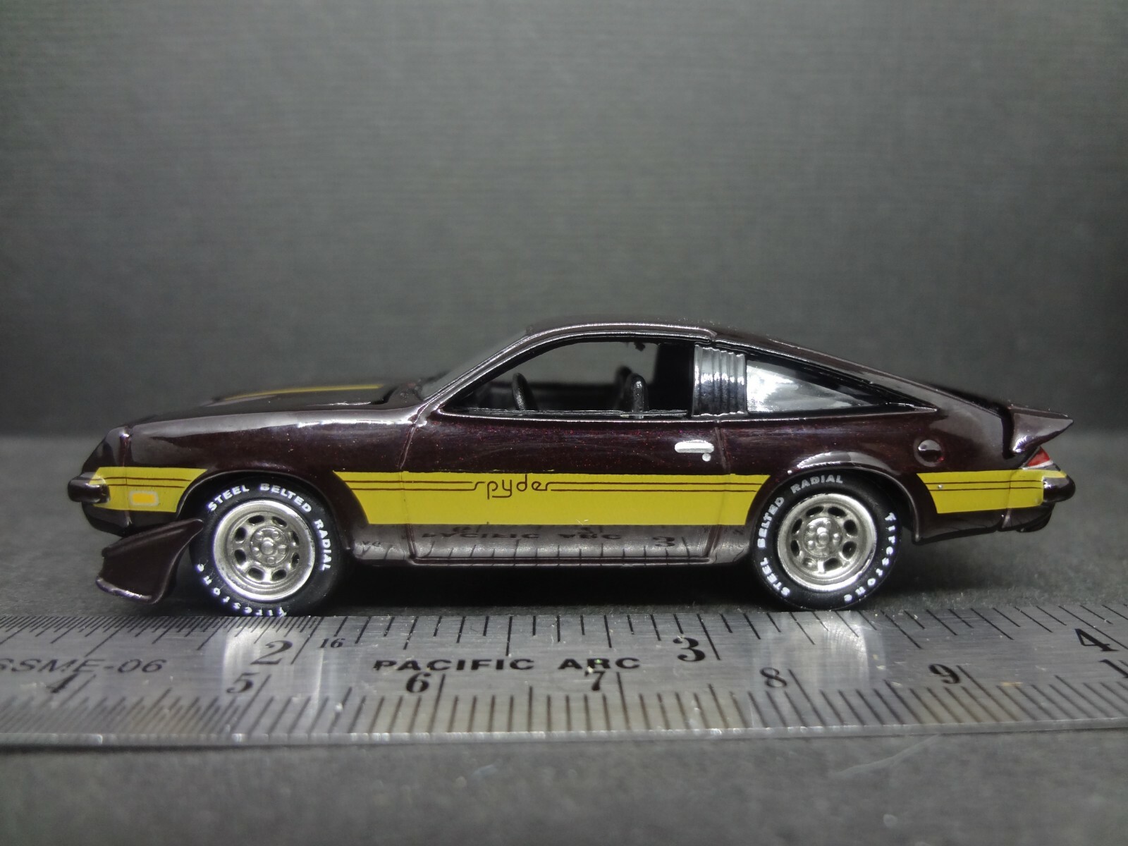 ミニカー 76 CHEVY MONZA F/C - TIKI WARRIOR 76 シェビー モンツァ F/C Tiki Warrior ホットウィール - メルカリ