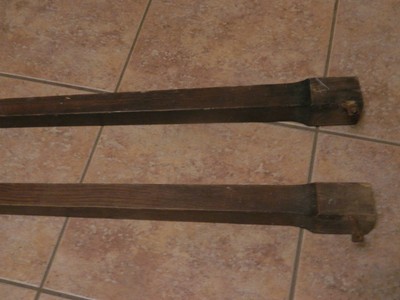 vintage/antique       table legs       no 13