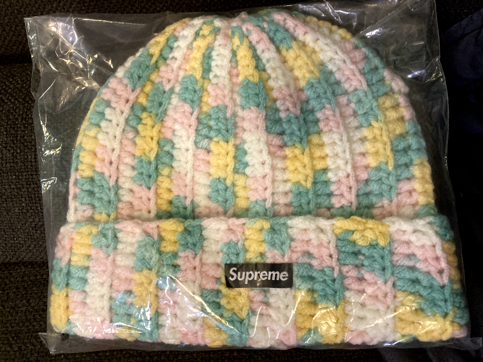 Supreme Hand-Crochet Beanie YELLOW - OS - FW21 WK10 - Brand New