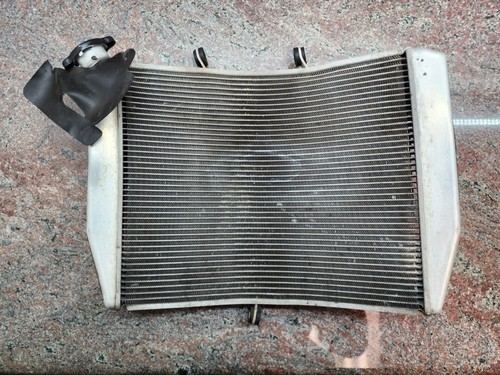 パキラ ZX690LCH-7｜砕石仕様機｜採石｜業種から探す｜商品情報｜日立建