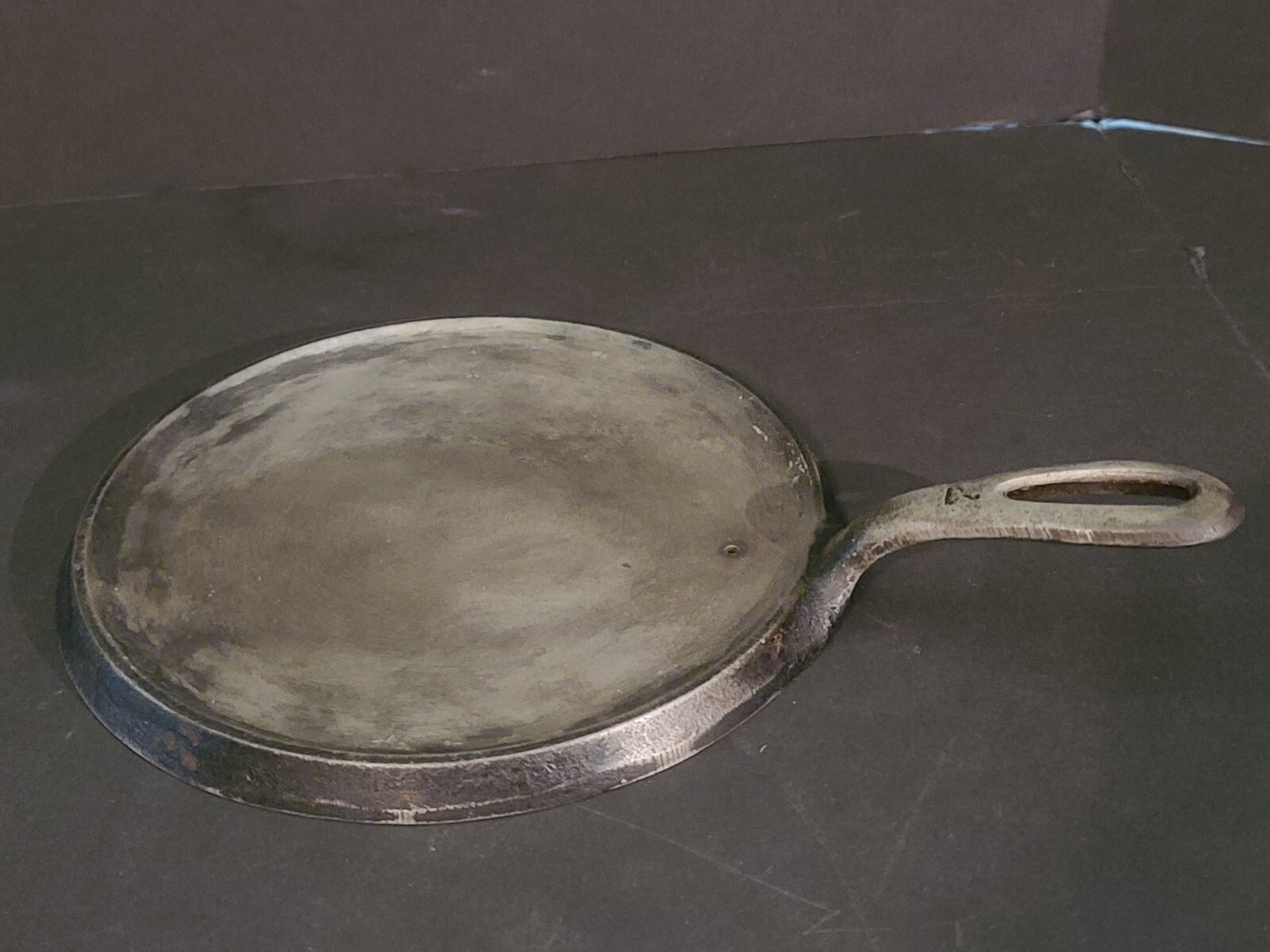 GRISWOLD グリスウォルド社 鋳鉄製 ビンテージ ワッフルメーカー NO7 GRISWOLD グリスウォルド社 鋳鉄製 ビンテージ ワッフルメーカー NO7