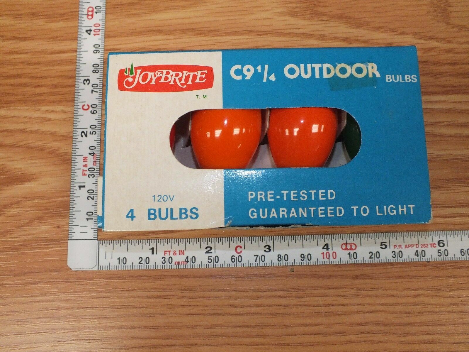 Genuine Vintage Joybright C9 1/4 Outdoor Multi Color Bulbs (4) in Box **READ**