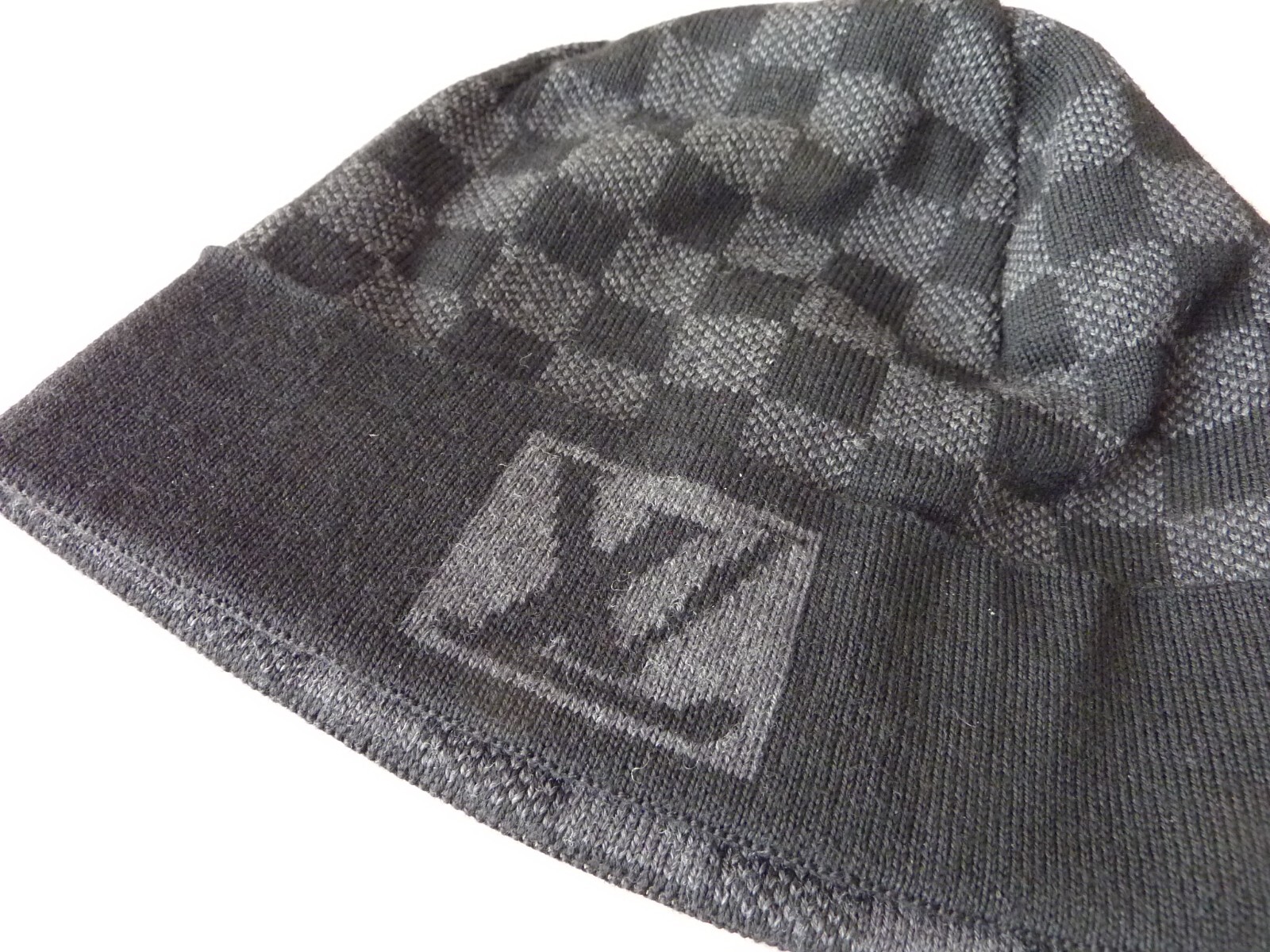 Louis Vuitton Damier NOIR Beanie Cap Hat Petit Bonnet Petit Louis Vuitton Damier NOIR Beanie Cap Hat Petit Bonnet Petit