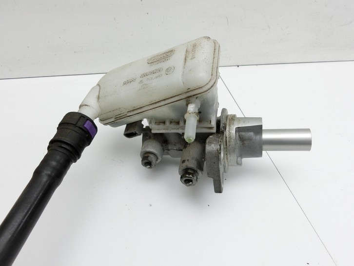 Ford B-Max JK 12-17 Hauptbremszylinder Bremszylinder Ford B-Max JK 12-17 03.04.2014 8V51-2140-DB gebraucht Vorschau 3