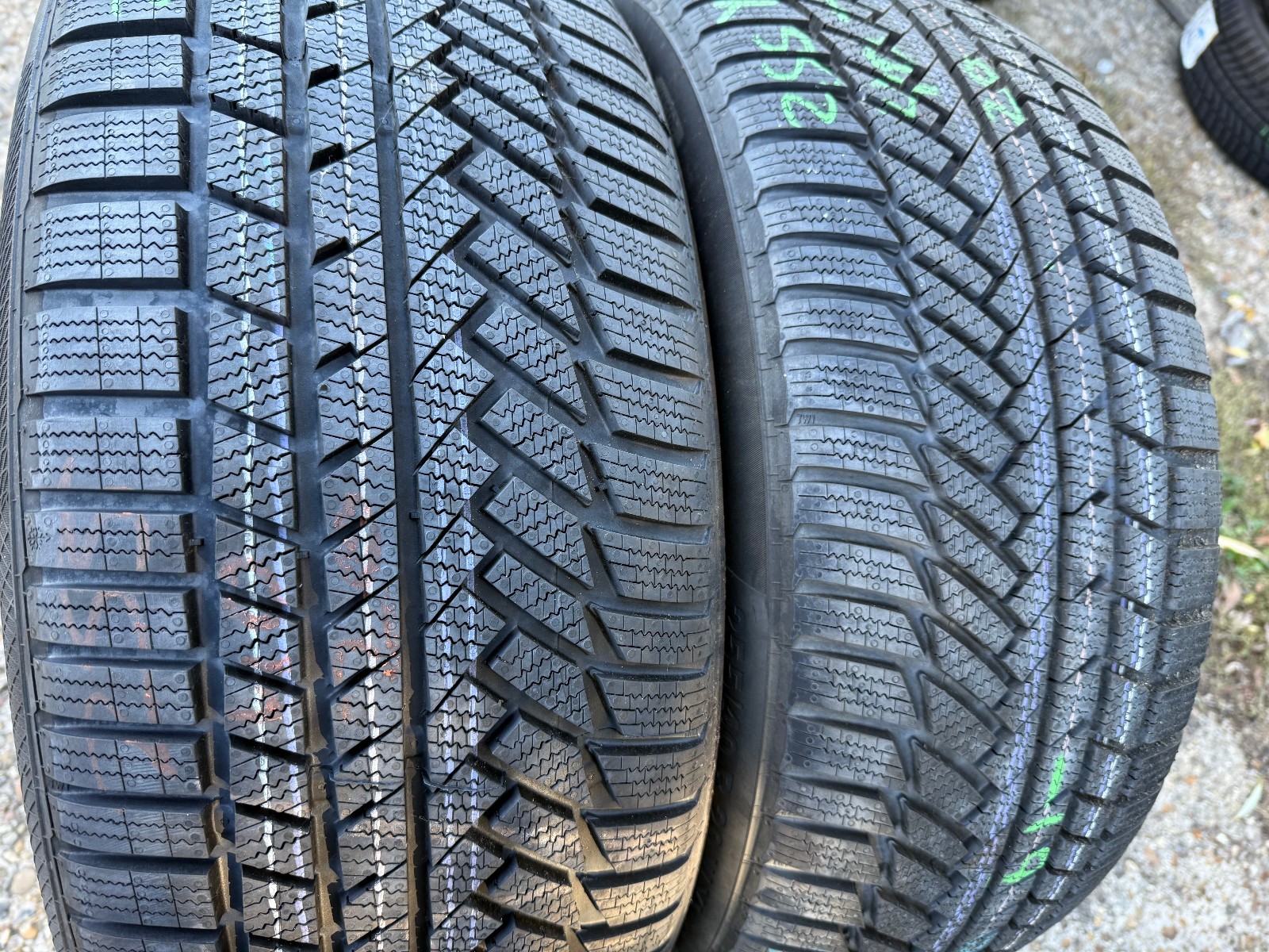 New 255 40 20 Continental Winter Ts850, M+S, XL, 101w, x1 Tyre (F1_tyres) YD281