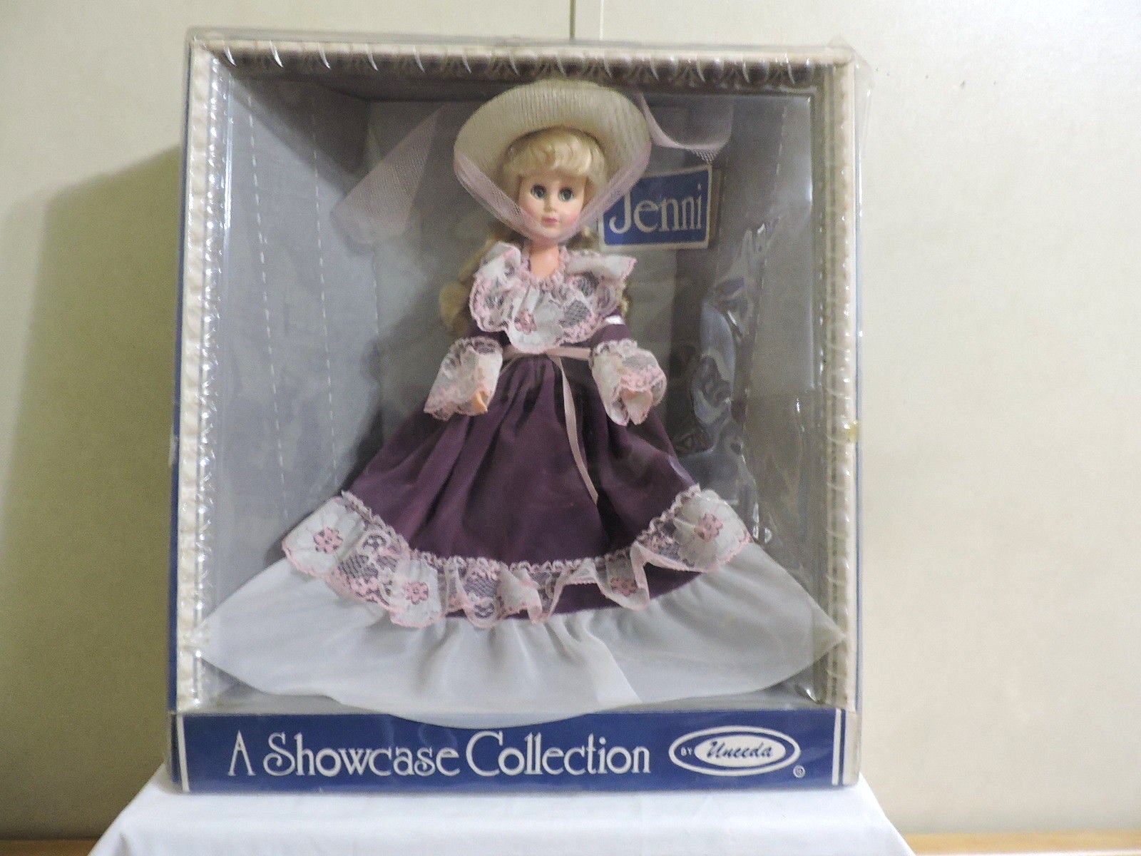 Vintage 1979 Jenni Doll By Uneeda In Original Box Uneeda Showcase Collection