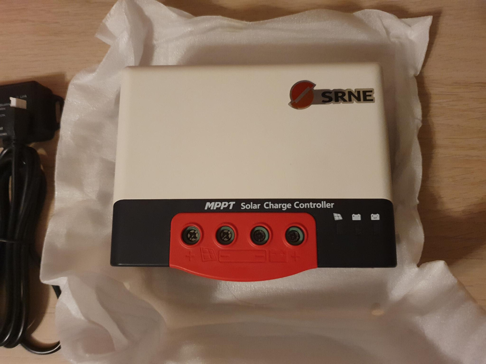 Solar Charge Controller MC2420N10 Bluetooth MPPT  12-24V 20A