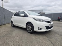 2012 Toyota Yaris 1.33 VVT-i SR 5dr HATCHBACK Petrol Manual