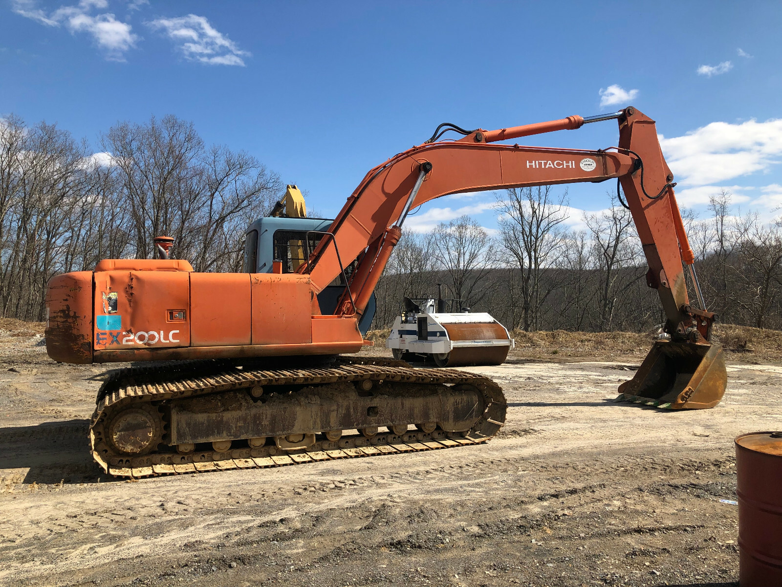 1995 Hitachi EX200LC-3 Excavator