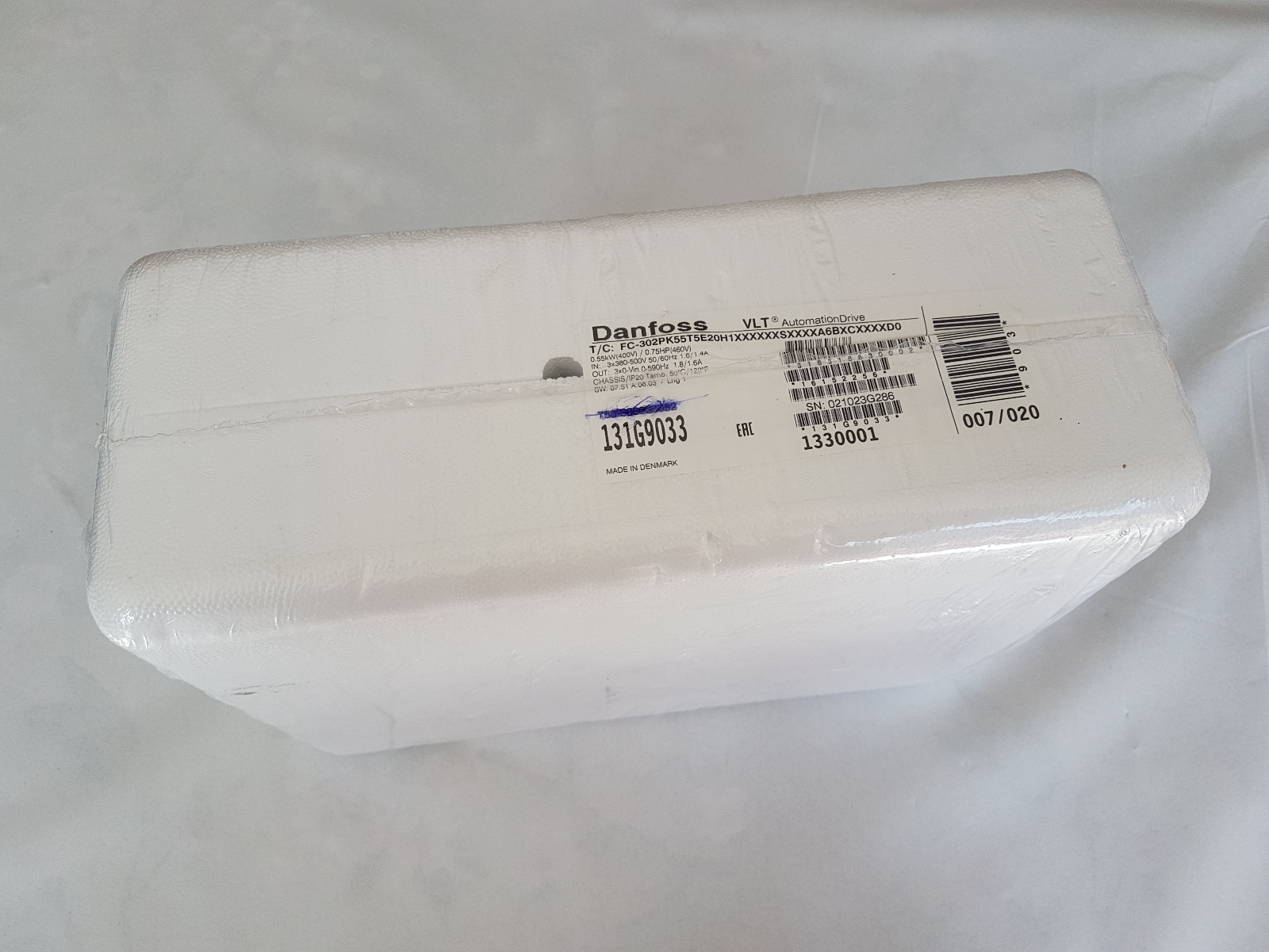 Danfoss Frequenzumrichter VLT FC-302PK55T5E20H1 0,55 KW Neu in OVP