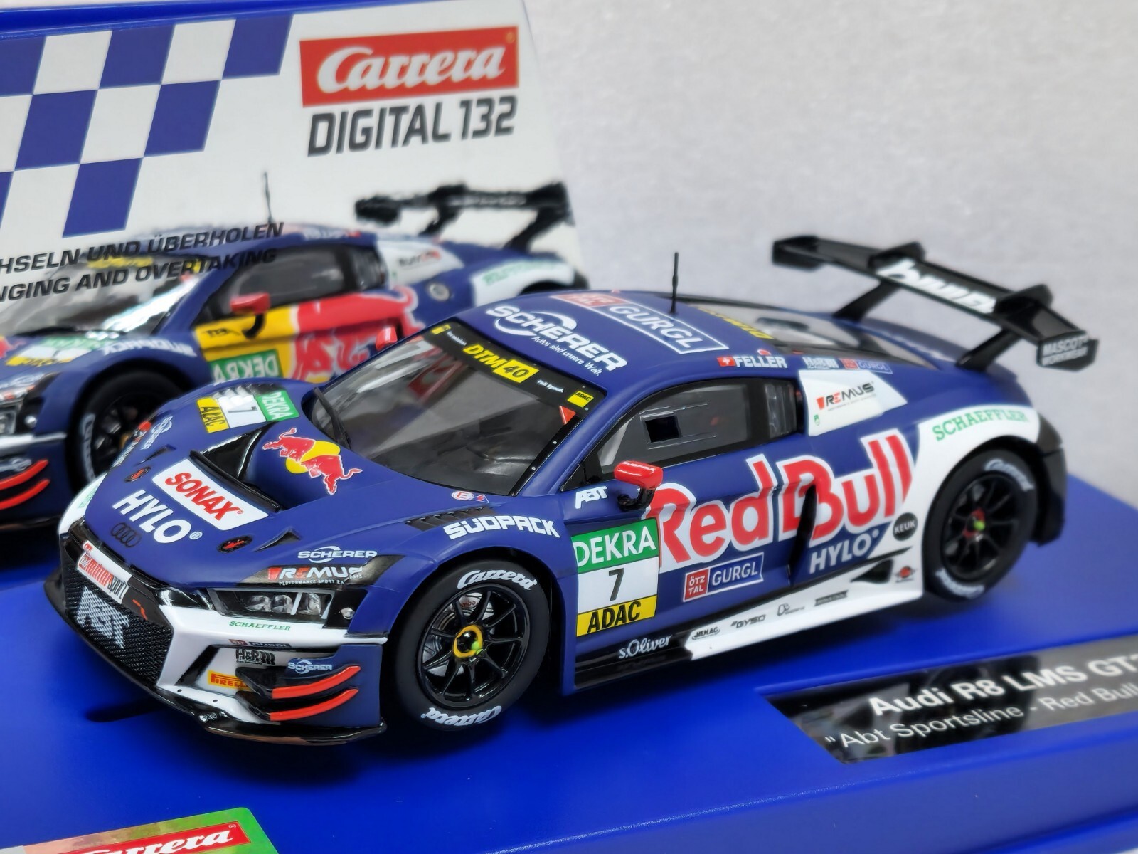 Carrera Digital 132 32044 Audi R8 LMS GT3 Abt Sportsline Red
